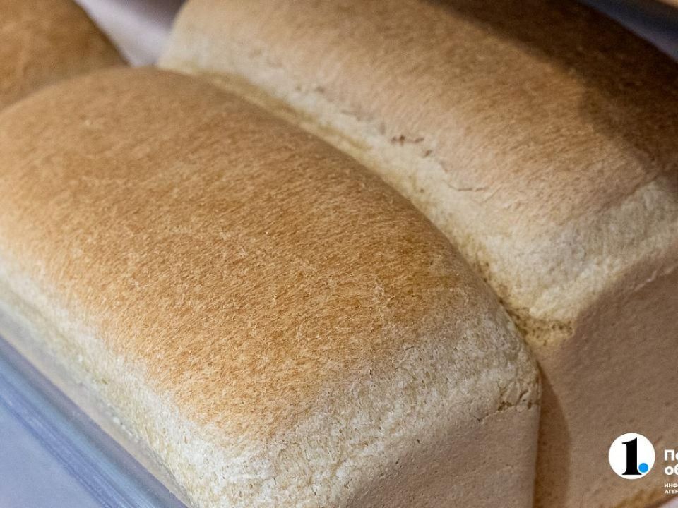 Пятнадцать компаний Челябинской области ограничили цены на хлеб, молоко и яйца