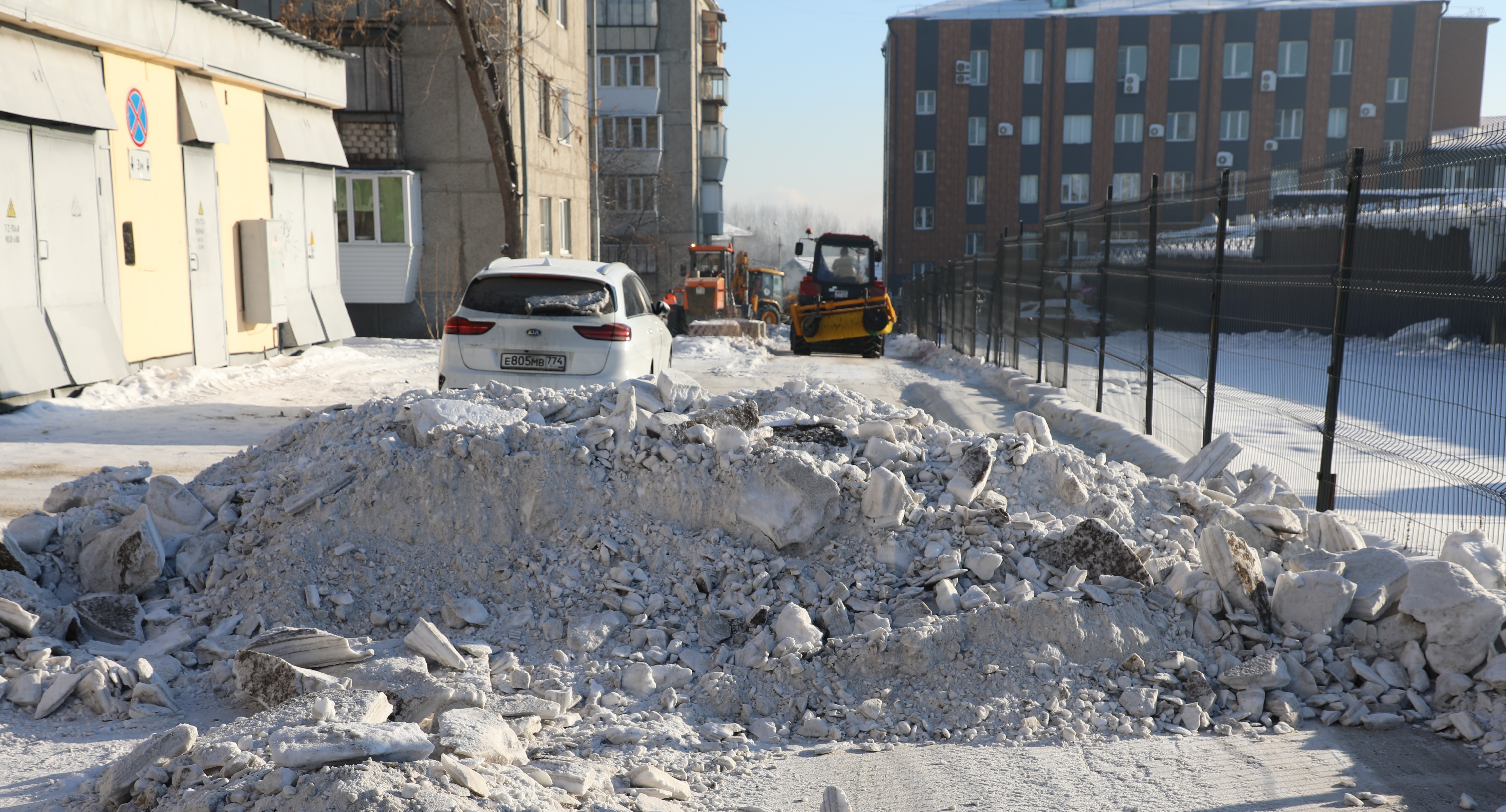 Машины мешают уборке Машины мешают уборке