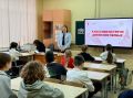 Полицейские Магнитогорска провели для школьников урок правовой грамотности в рамках проекта «Классные встречи»