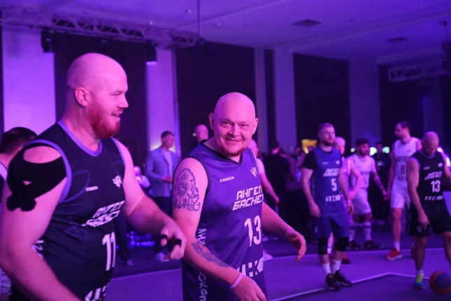 Более 880 тысяч рублей собрали на благотворительном турнире по баскетболу Более 880 тысяч рублей собрали на благотворительном турнире по баскетболу