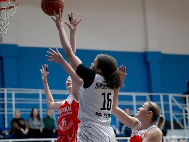 «Славянка-ЧКПЗ» обменялись победами со «Спартаком» в баскетбольной Высшей лиге