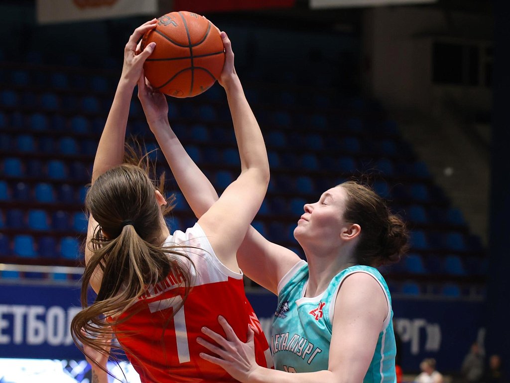 Баскетболистки «Металлурга» дважды обыграли подмосковный «Спартак» в Высшей лиге