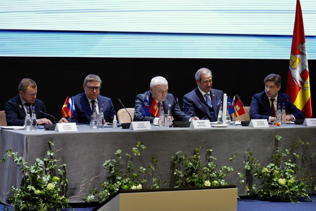 В проект «Профессионалитет» на Южном Урале вложено более 3 млрд рублей В проект «Профессионалитет» на Южном Урале вложено более 3 млрд рублей