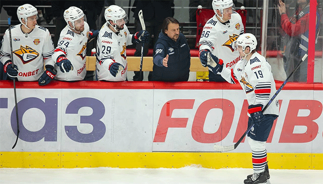 «Металлург» потерпел третье поражение кряду, уступив московскому «Динамо»