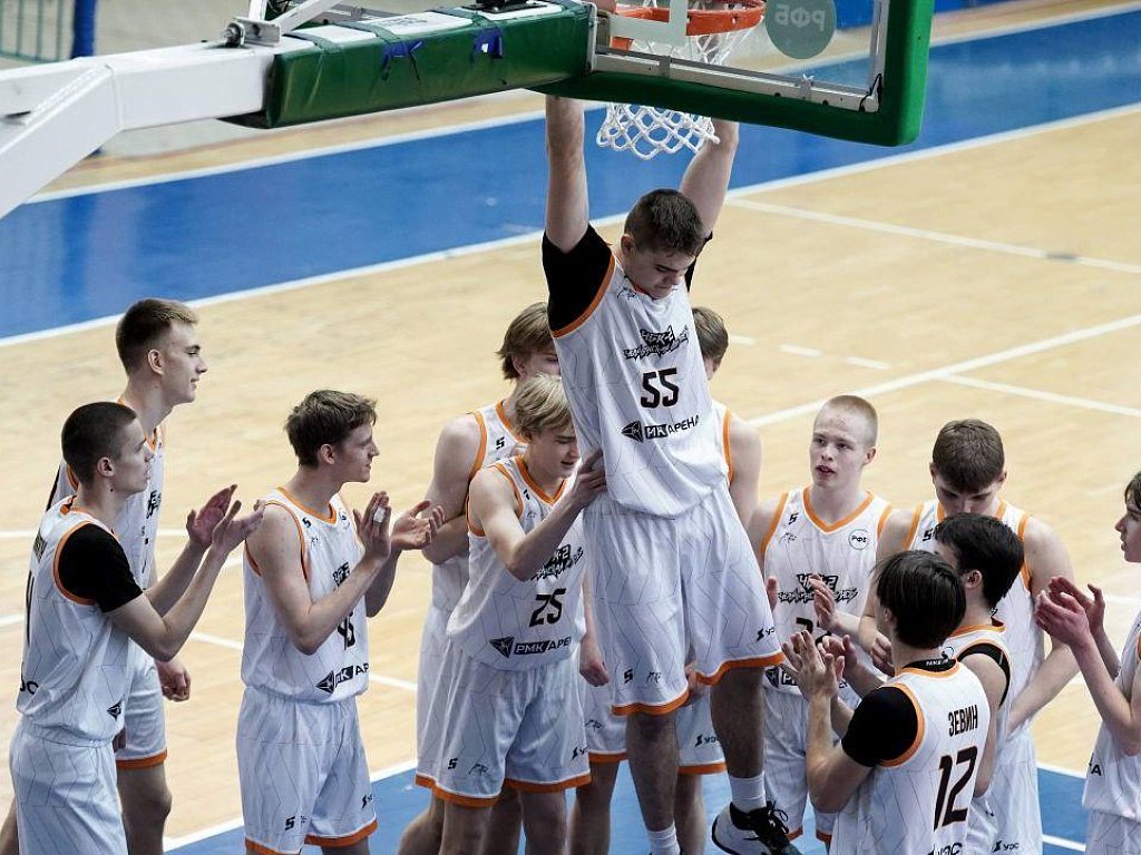 Баскетболисты «ЧБК?2» впервые вышли в «Финал восьми» первенства ДЮБЛ