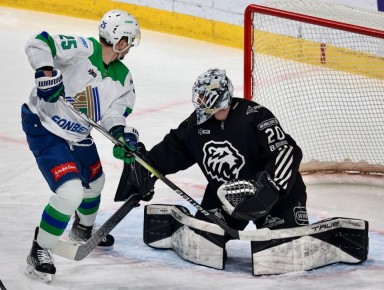 Вратарь «Трактора» Сергей Мыльников пропустит остаток сезона КХЛ