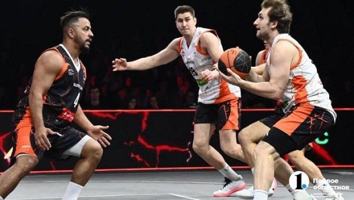 Определились лидеры Кубка губернатора Челябинской области по баскетболу 33