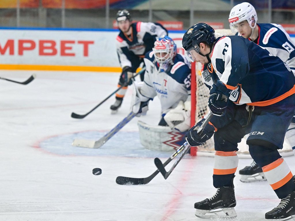 Хоккеисты «Магнитки» стартовали с победы в Кубке чемпионов ВХЛ