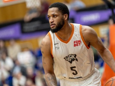 Баскетболист «ЧБК» Кортез Эдвардс стал лауреатом чемпионата Суперлиги