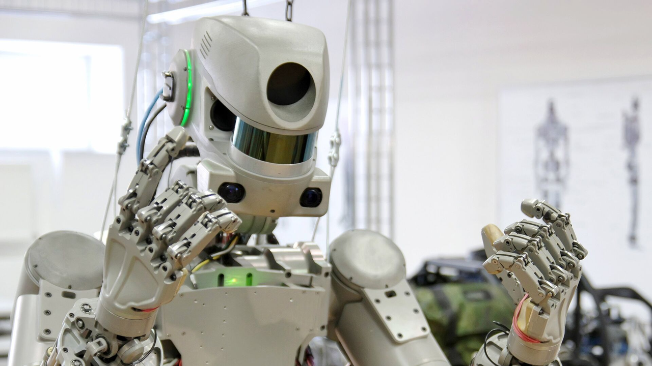 Теледроид из Магнитогорска в 2026 году полетит в космос Теледроид из Магнитогорска в 2026 году полетит в космос