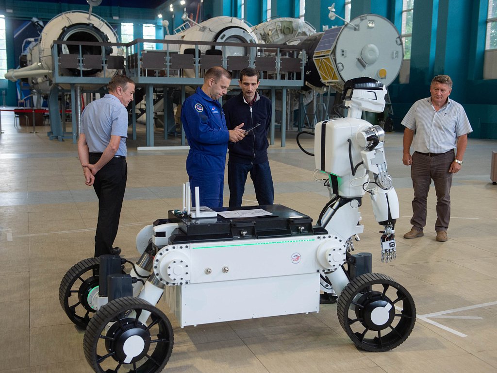 Теледроид из Магнитогорска в 2026 году полетит в космос Теледроид из Магнитогорска в 2026 году полетит в космос