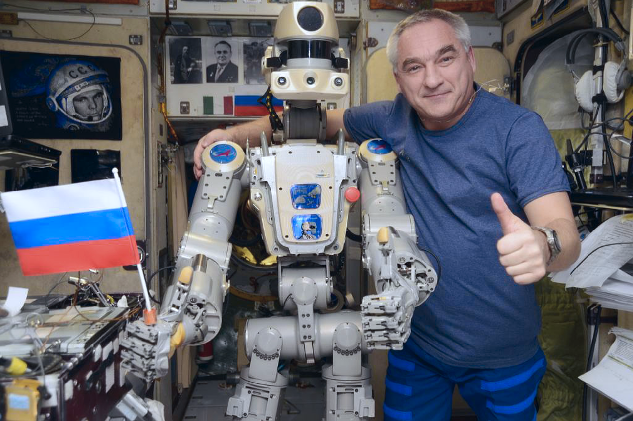 Теледроид из Магнитогорска в 2026 году полетит в космос Теледроид из Магнитогорска в 2026 году полетит в космос