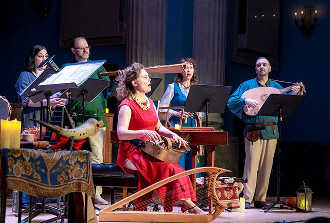 Ночной дозор в «Родине». В Челябинске прозвучала музыка Средневековья Ночной дозор в «Родине». В Челябинске прозвучала музыка Средневековья