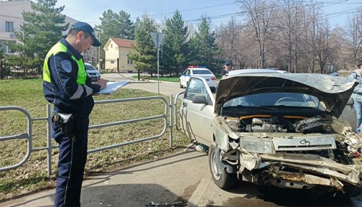 В Челябинской области 15-летний водитель устроил несколько ДТП и погоню