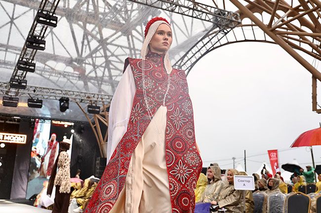 Сшито на Урале. В Челябинской области прошла Парижская неделя моды Сшито на Урале. В Челябинской области прошла Парижская неделя моды