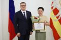 Губернаторскую премию получили 50 врачей Челябинской области
