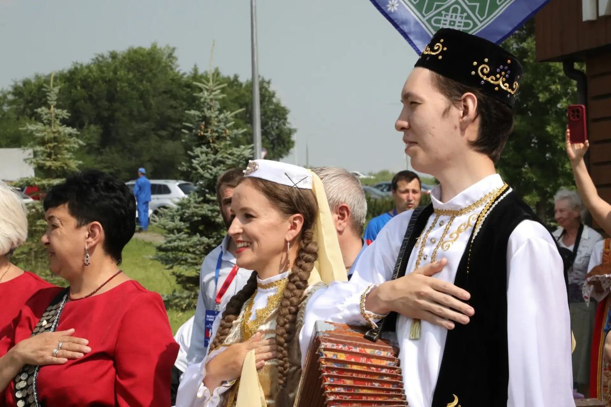 В Магнитогорске прошёл третий «Забег Дружбы», приуроченный к Году единства народов России В Магнитогорске прошёл третий «Забег Дружбы», приуроченный к Году единства народов России