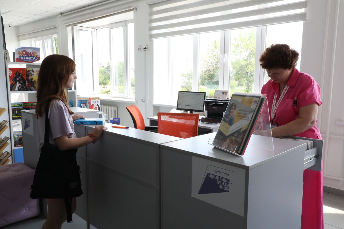 Сергей Бердников: «Дети сегодня выбирают провести день за чтением» Сергей Бердников: «Дети сегодня выбирают провести день за чтением»