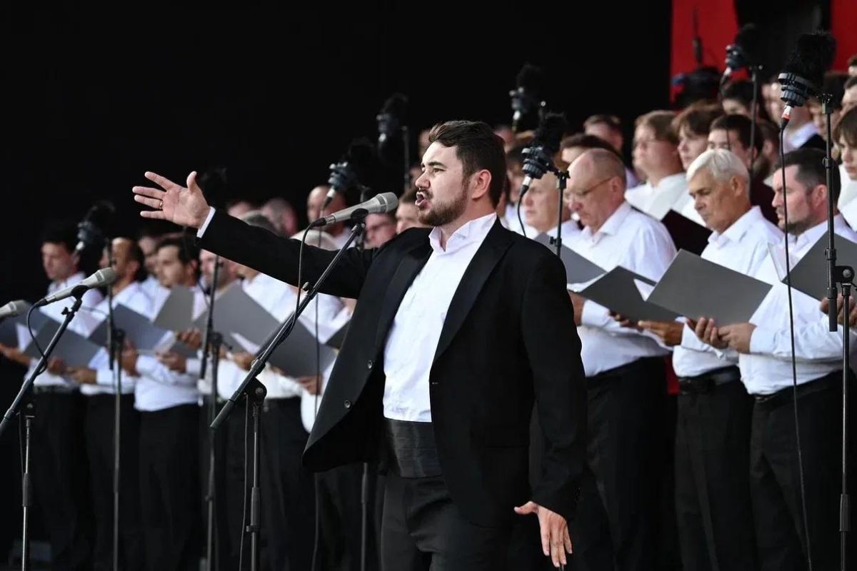 В Челябинске состоялся III Всероссийский певческий фестиваль «Русское поле» В Челябинске состоялся III Всероссийский певческий фестиваль «Русское поле»