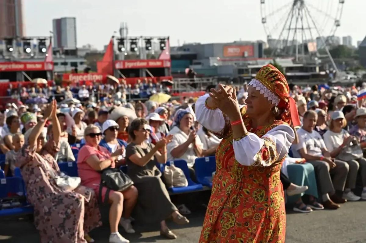 В Челябинске состоялся III Всероссийский певческий фестиваль «Русское поле» В Челябинске состоялся III Всероссийский певческий фестиваль «Русское поле»