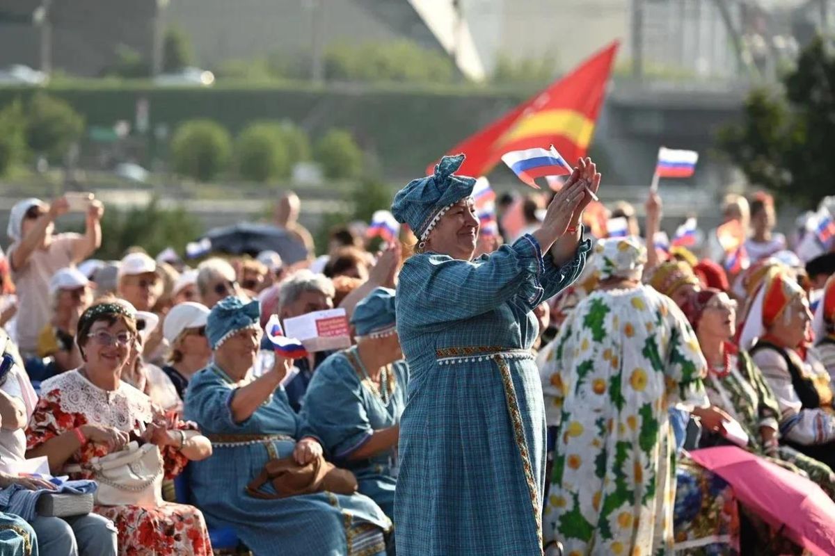 В Челябинске состоялся III Всероссийский певческий фестиваль «Русское поле» В Челябинске состоялся III Всероссийский певческий фестиваль «Русское поле»