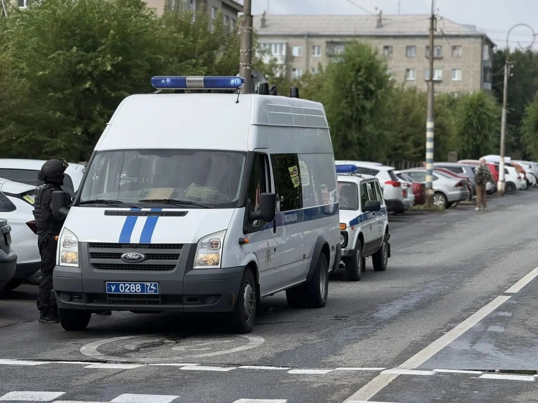 Оперативной группой в г. Магнитогорске проводится антитеррористическая тренировка Оперативной группой в г. Магнитогорске проводится антитеррористическая тренировка