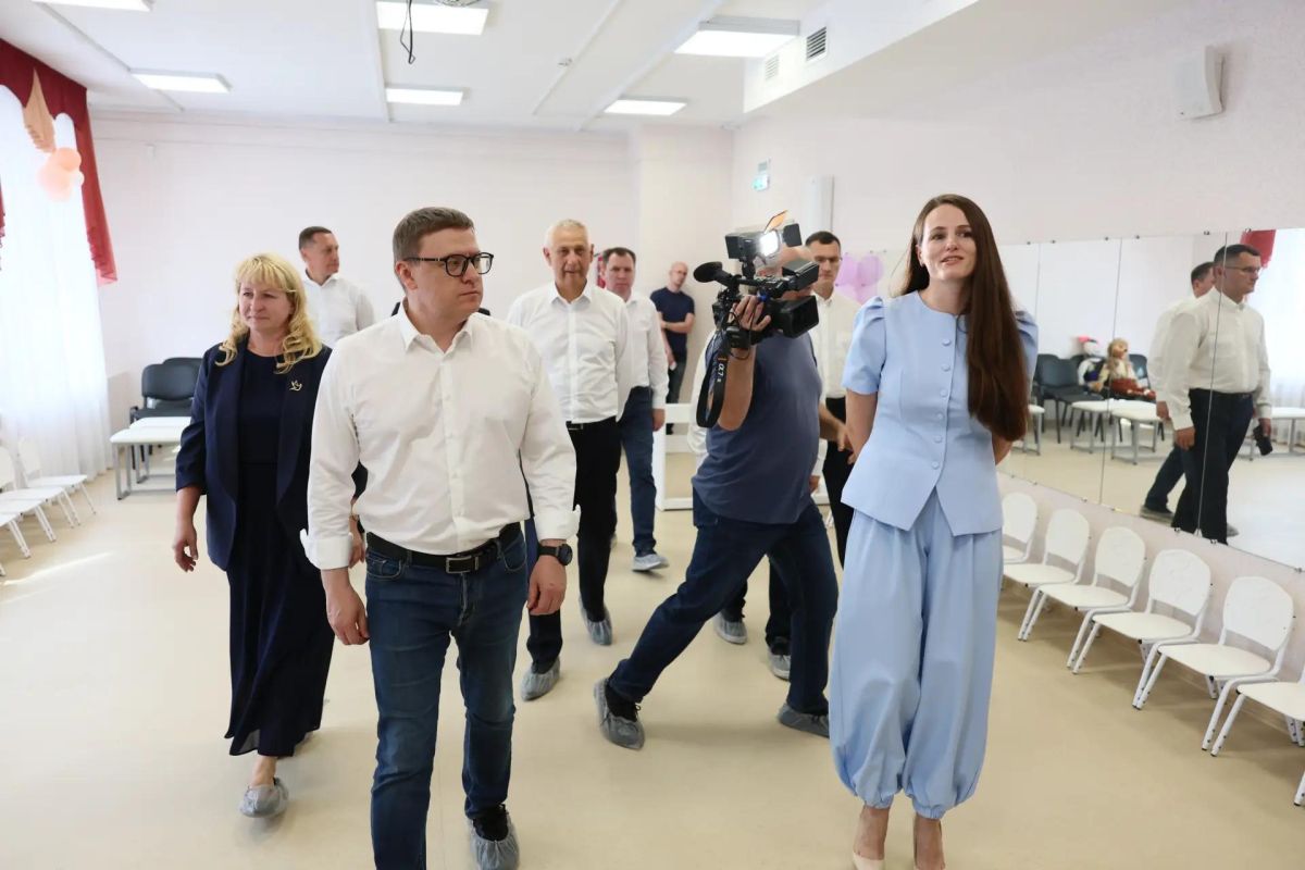 Алексей Текслер оценил новый детский сад в Магнитогорске Алексей Текслер оценил новый детский сад в Магнитогорске