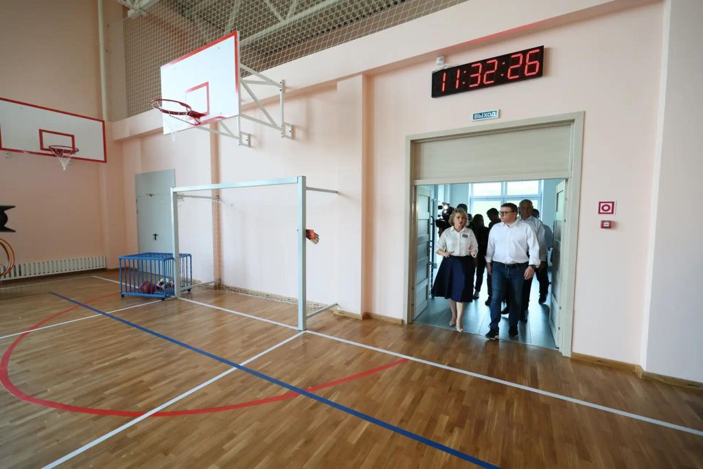 В новой школе Магнитогорска смогут учиться больше ребят, чем планировалось В новой школе Магнитогорска смогут учиться больше ребят, чем планировалось