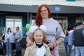 В поселке Димитрова состоялось долгожданное событие: 1 сентября свои двери для учеников открыла новая школа № 42 «Школа у горы Магнитной»