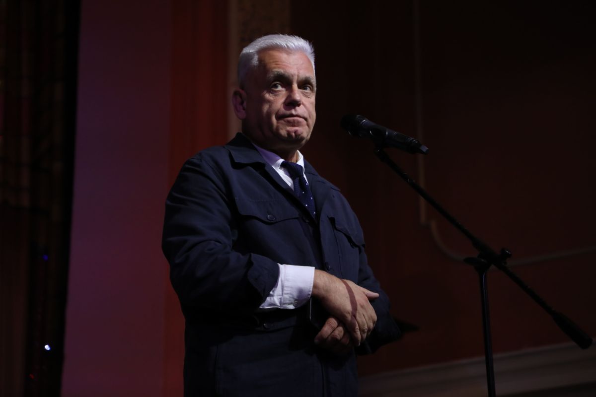 Шах и равенство Шах и равенство